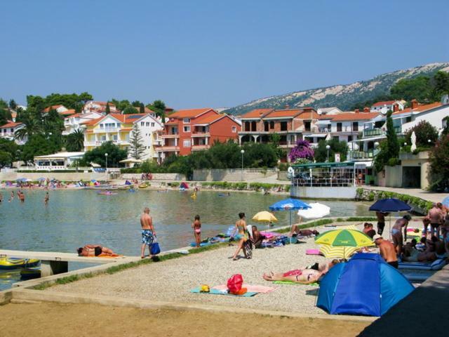 Villa Kuca Za Odmor Pende Banjol Exterior foto